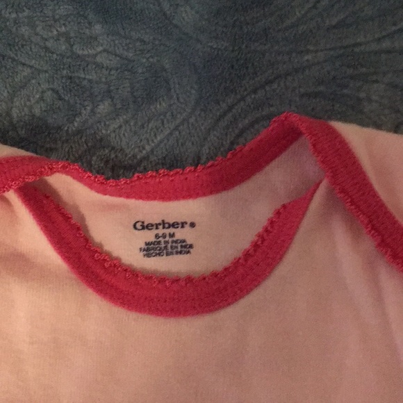 4 pcs Bundle baby girl onesies - Picture 4 of 4